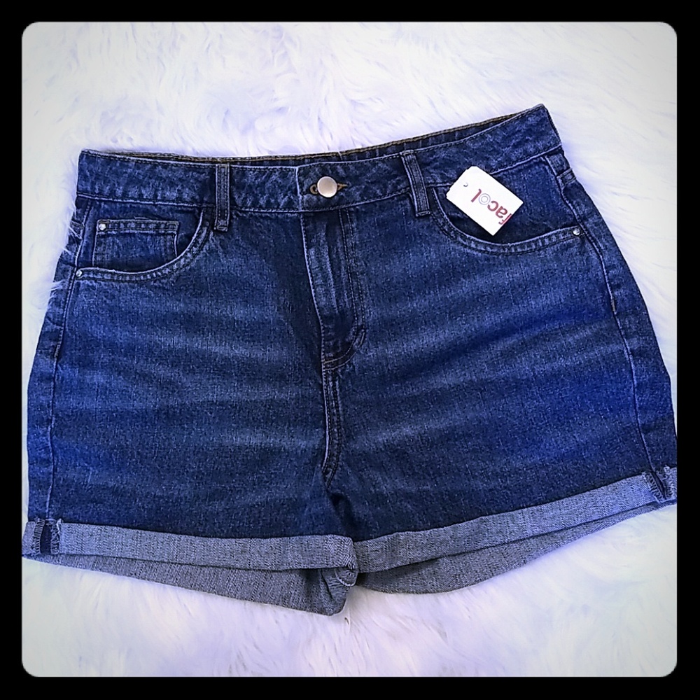 Denim shorts for women